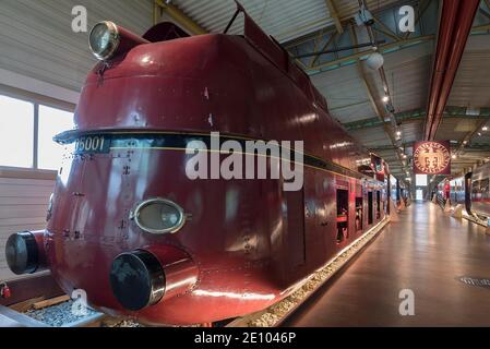 Steam locomotive 05001 with streamlined fairing of the German Reichsbahn, built 1935, DB Museum, Nuremberg, Middle Franconia, Bavaria, Germany, Europe Stock Photo