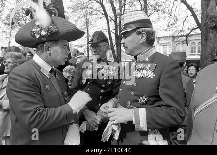 On October 5, 1997 is relocated in Trieste, Italian city but long under the Austro-Hungarian Empire, the monument, removed in 1921, to Princess Elizabeth of Austria 'Sissi', wife of Emperor Franz Joseph. For the occasion gathers a large number of nostalgic and fans of the Empire, with uniforms and vintage clothes. Stock Photo