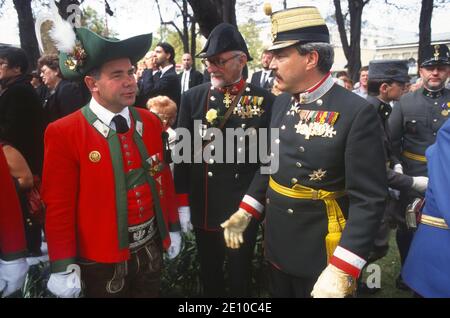 On October 5, 1997 is relocated in Trieste, Italian city but long under the Austro-Hungarian Empire, the monument, removed in 1921, to Princess Elizabeth of Austria 'Sissi', wife of Emperor Franz Joseph. For the occasion gathers a large number of nostalgic and fans of the Empire, with uniforms and vintage clothes. Stock Photo