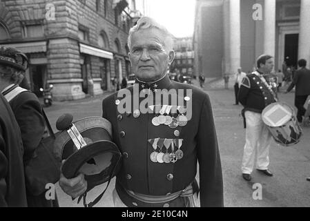 On October 5, 1997 is relocated in Trieste, Italian city but long under the Austro-Hungarian Empire, the monument, removed in 1921, to Princess Elizabeth of Austria 'Sissi', wife of Emperor Franz Joseph. For the occasion gathers a large number of nostalgic and fans of the Empire, with uniforms and vintage clothes. Stock Photo