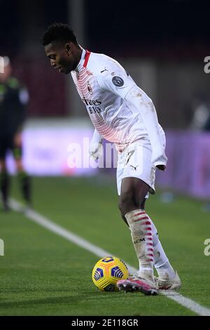 Benevento, Italy. 03rd Jan, 2021. Rafael Leao of AC Milan during the Serie A match between Benevento and AC Milan at Stadio Ciro Vigorito, Benevento, Italy on 3 January 2021. Credit: Giuseppe Maffia/Alamy Live News Stock Photo