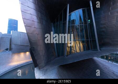 Guggenheim Museum, Bilbao, Bizkaia, Basque Country, Spain, Europe