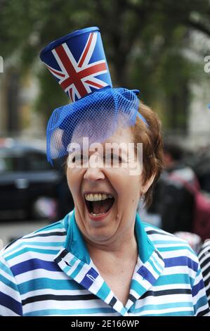 Atmosphere outside Westminster Abbey ahead of the wedding of Prince William and Kate Middleton to take place tomorrow, in London, UK on April 28, 2011. Photo by Thierry Orban/ABACAPRESS.COM Stock Photo