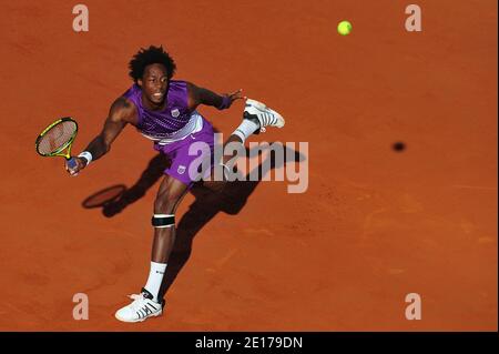 France's Gael Monfils plays in his third round during the Day 8, at the 2011 French Open tennis championship at Roland Garros arena in Paris, France, on May 29, 2011. Photo by Christophe Guibbaud/ABACAPRESS.COM Stock Photo