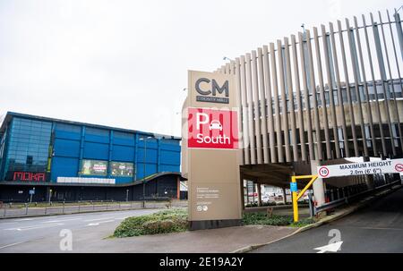 Crawley UK 5th January 2021 - Crawley town centre and County Mall car parks are quiet today after the latest COVID-19 lockdown restrictions for England were announced yesterday by Prime Minister Boris Johnson . The West Sussex town of Crawley has one of the highest rise in cases in the South East and its economy is also suffering badly because of its proximity to Gatwick Airport : Credit Simon Dack / Alamy Live News Stock Photo