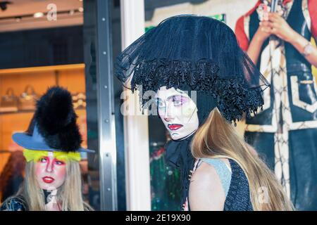 Flamboyant fashion designer Pierre Garroudi held his flashmob in London taking place from Knightsbridge to Sloan Square in December. Pierre showcases his designs and crisscrosses central London with a different location and designs each week. Merging art with fashion his designs have been worn by some of the famous style icons from Naomi Campbell to Scarlet Johansson. Strking makeup is used from the makeup artists @makeup and beauty jo @hair makeup by jacy and @zee makeup hair @imperialartistryunlimited Models used were @ ericabishop @erinlxoxo @elina.popescu @siborafisniku1 @merilintoomra