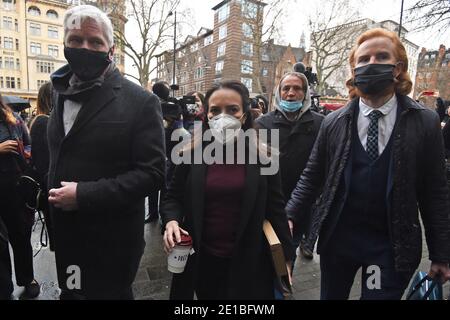 Julian Assange's partner, Stella Moris, and WikiLeaks spokesman Kristinn Hrafnsson (left) arrive at Westminster Magistrates' Court, London, where Wikileaks founder Julian Assange's legal team will argue for conditional bail, pending an appeal by US authorities against the decision not to allow his extradition. Stock Photo
