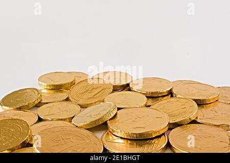 monete di cioccolato mucchio sparpagliate altra vista Stock Photo