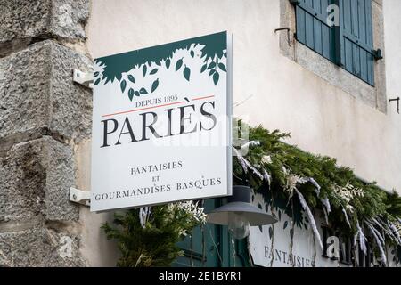 ESPELETTE, FRANCE - CIRCA JANUARY 2021: Paries sign outside shop. Paries is a chocolate, pastry, ice cream and confectionery maker Stock Photo