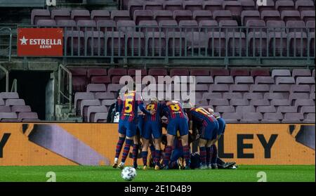 6th January 2021; Camp Nou, Barcelona, Spain. La Liga Womens league football FC Barcelona versus Rcd Espanyol; FC Barcelona celebrating their goal in Camp Nou Stadium Stock Photo