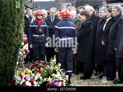 Bertrand Delanoe, Pierre Berge, Jack Lang, Hubert Vedrine, French Socialist leader and president of the Poitou-Charente Regional Council, Segolene Royal, son of Francois Mitterrand, Gilbert Mitterrand, French First secretary of Socialist Party and Lille’s Mayor Martine Aubry are pictured during ceremony marking the 15th anniversary of Francois Mitterrand’s death in Jarnac, southwestern France, on January 8, 2011. Photo by Patrick Bernard/ABACAPRESS.COM Stock Photo