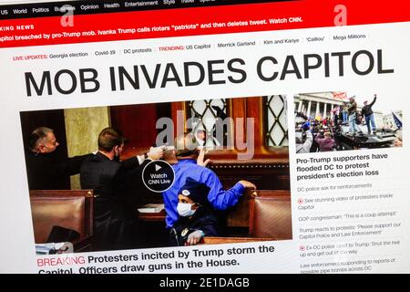 'Mob Invades Capitol': Screenshot of CNN website as Trump protestors invade the US Capitol, 6th January 2021.