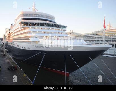 Images of Cunard's newest ship, the new Queen Elizabeth, as she is preparing to take her maiden voyage from New York. Images taken on January 14, 2010. Photo by Dennis Van Tine/ABACAUSA.COM Stock Photo