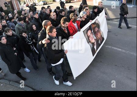 Citizens of Linselles town, north of France pay tribute to Antoine de Leocour and Vincent Delory, killed last week in Niger, on January 15, 2011. Photo by Christophe Guibbaud/ABACAPRESS.COM Stock Photo