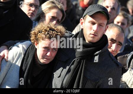 Citizens of Linselles town, north of France pay tribute to Antoine de Leocour and Vincent Delory, killed last week in Niger, on January 15, 2011. Photo by Christophe Guibbaud/ABACAPRESS.COM Stock Photo