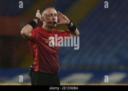 Genova, Italy. 6th Jan, 2021. Genova, Italy, Luigi Ferraris stadium, January 06, 2021, The Referee of the match Paolo Valeri during UC Sampdoria vs FC Internazionale - Italian football Serie A match Credit: Danilo Vigo/LPS/ZUMA Wire/Alamy Live News Stock Photo