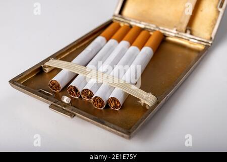 pipe tobacco humidor Vintage Wood 6 PIPE TOBACCO HUMIDOR RACK STAND BOX + Contents (Pipes)