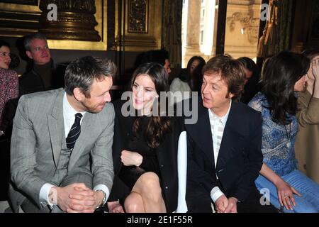 Stella McCartney husband's Alasdhair Willis, Liv Tyler, Paul McCartney attending the Stella McCartney Ready-To-Wear Fall-Winter 2011-2012 fashion show at the Opera Garnier in Paris, France on March 7, 2011, as part of the Paris Fashion Week. Photo by Frederic Nebinger/ABACAPRESS.COM Stock Photo