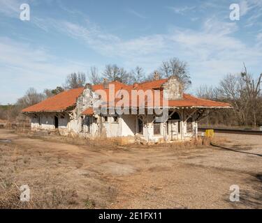 Wadley Alabama, USA, vintage train depot, a Mission Revival architecture train station is now abandoned. Stock Photo