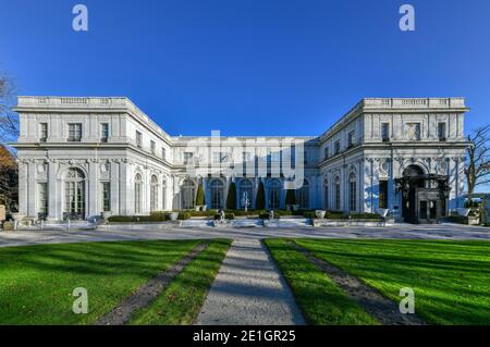 Newport, Rhode Island - Nov 29, 2020: Exterior view of historic Rosecliff Mansion in Newport, Rhode Island. Stock Photo