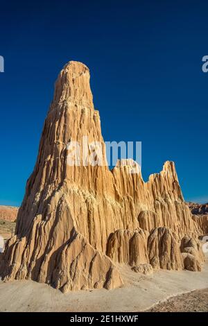 Bentonite clay hoodoo, badlands of Cathedral Gorge State Park, Great Basin, Nevada, USA Stock Photo