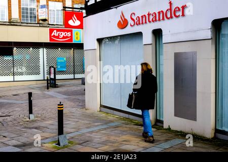 Leatherhead Surrey, London UK January 07 2021, High Street Branch Of Spanish Santander Retail Bank Stock Photo