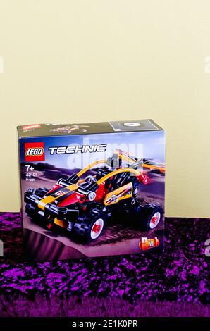 Box of Lego Technic Buggy For Ages 7 Stock Photo Alamy