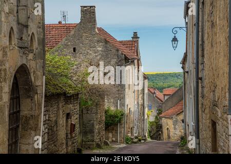 Street view in the picturesque town of Flavigny sur Ozerain, Burgundy, France Stock Photo