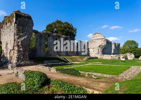 England, Hampshire, Bishop's Waltham, Ruins of Bishop's Waltham Palace Stock Photo