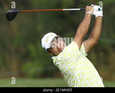 Hideki Matsuyama of Japan hits off the fourth tee during the first round of the Sentry Tournament of Champions at the Plantation Course in Kapalua, Hawaii, on Jan. 7, 2021. (Kyodo)==Kyodo Photo via Credit: Newscom/Alamy Live News