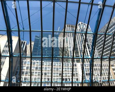 Waterloo station, crowds, trains, platforms, people, Stock Photo