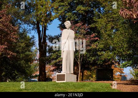 The sculpture commemorating the nurses serving in the Army, Navy and Air Force. At Arlington National Cemetery near Washington DC. Stock Photo