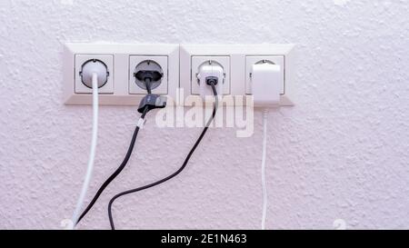 Magdeburg, Germany. 20th Dec, 2020. Four occupied sockets. Credit: Stephan Schulz/dpa-Zentralbild/ZB/dpa/Alamy Live News Stock Photo