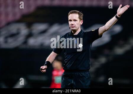 NIJMEGEN, NETHERLANDS - JANUARY 8: (L-R): Referee Ingmar Oostrom during the Dutch Keukenkampioendivisie match between NEC and Excelsior at De Goffert Stock Photo