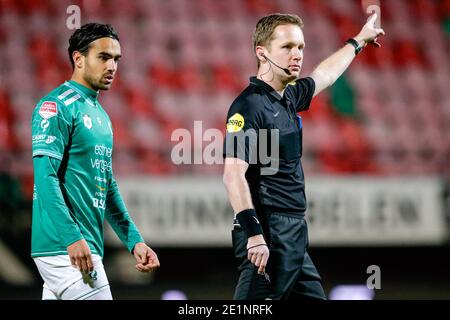 NIJMEGEN, NETHERLANDS - JANUARY 8: (L-R): Referee Ingmar Oostrom during the Dutch Keukenkampioendivisie match between NEC and Excelsior at De Goffert Stock Photo