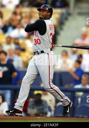 The Cincinnati Reds' Ken Griffey Jr. starts his home run trot after ...