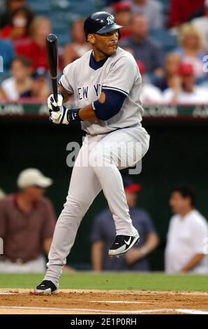 Gary Sheffield of the New York Yankees bats during 8-6 loss to the Los  Angeles Angels of Anaheim at Angel Stadium in Anaheim, Calif. on Saturday,  July Stock Photo - Alamy