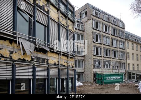 Demolition work on the former Zurich Versicherung office building in Cologne. Stock Photo