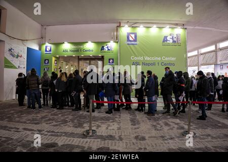 Naples, Italy. 09th Jan, 2021. The vaccination campaign in the Covid Vaccine Center of ASL Napoli 1 Centro at the Mostra d'Oltremare in Naples. Second day of the vaccination campaign, fifteen stations for the administration of Pfizer Bhiontech vaccine. (Photo by Alessandro Barone/Pacific Press) Credit: Pacific Press Media Production Corp./Alamy Live News Stock Photo