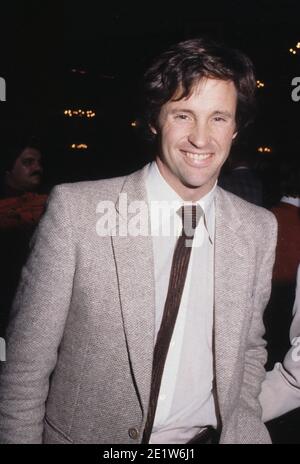 ROBERT HAYS r3990c Credit: Ralph Dominguez/MediaPunch Stock Photo - Alamy