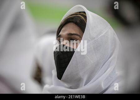 Trans bekasi qul qidiradi Trans bekasi qul qidiradi