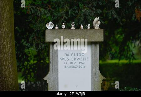 Grab, Guido Westerwelle, Melaten-Friedhof, Aachener Strasse, Lindenthal, Koeln, Nordrhein-Westfalen, Deutschland