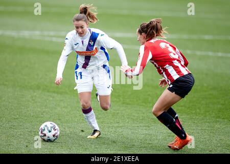 Bilbao, Spain. 06 January, 2021. Carla Morera of SD Eibar duels for the ball with Ainhoa Vicente of Atletic Club during the La Liga Iberdrola match be Stock Photo