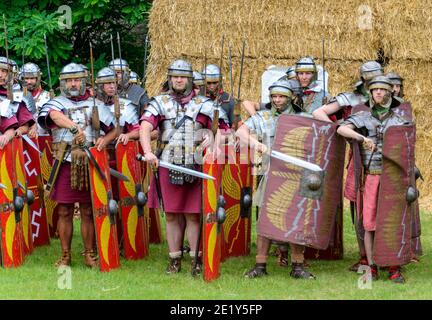 Roman army reenactment Stock Photo - Alamy