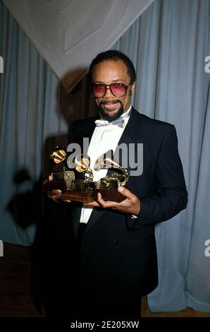 Quincy Jones 1982 Credit: Ralph Dominguez/MediaPunch Stock Photo - Alamy