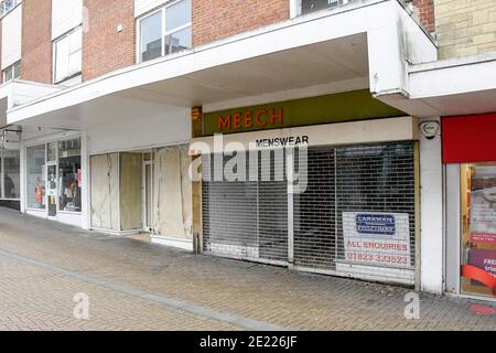 Yeovil, Somerset, UK.  11th January 2020.  Closed and empty shops in the town centre at Yeovil in Somerset during the Covid-19 lockdown. Picture Credit: Graham Hunt/Alamy Live News Stock Photo