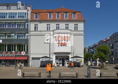 Kino Toni, Max-Steinke-Strasse, Weissensee, Berlin, Deutschland / Weißensee Stock Photo