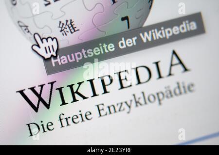 Stuttgart, Germany. 11th Jan, 2021. Under a cursor, the home page with the logo of the German-language Internet encyclopedia Wikipedia reads 'Main page of Wikipedia'. The project was founded on January 15, 2001. Credit: Sebastian Gollnow/dpa/Alamy Live News Stock Photo