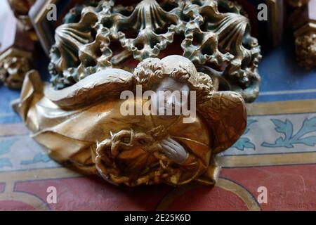 Jacques Coeur Palace, Bourges, France. Sculpture in the chapel Stock Photo