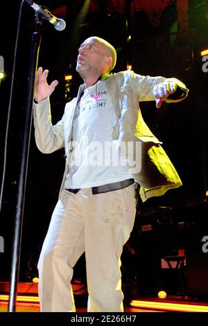 REM in concert at the Brixton Academy in London, UK. 24th June 2003 Stock Photo